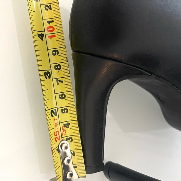 Clark’s Ambyr Pumps - Picture 7 of 7